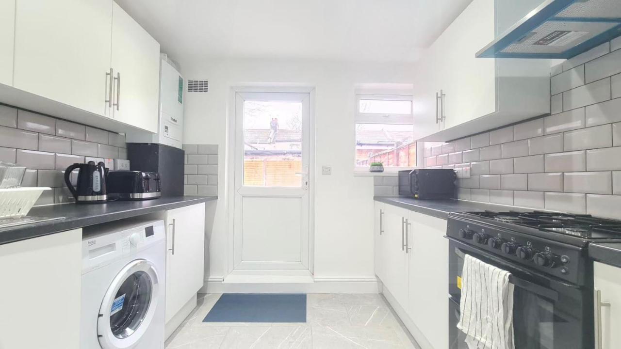 Spacious Room In Manor Park Londres Extérieur photo